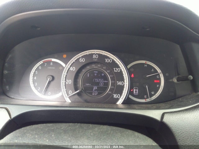 2013 HONDA ACCORD SDN EX-L VIN: 1HGCR2F82DA112005