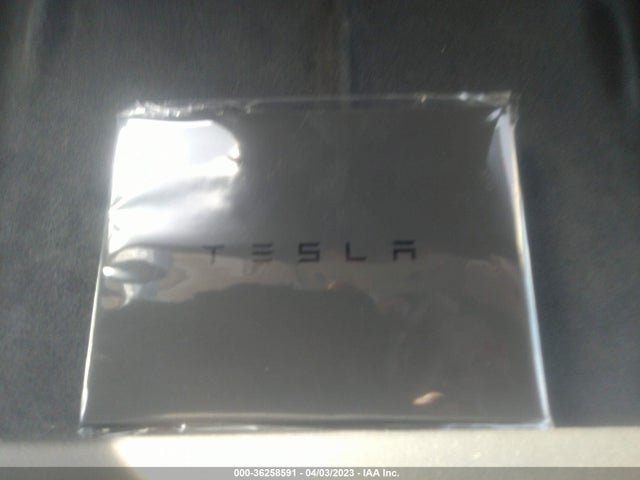 Tesla Model Y Long Range 2023 7SAYGDEEXPA054301 Image 3