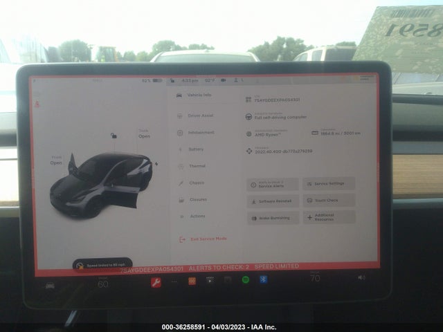 Tesla Model Y Long Range 2023 7SAYGDEEXPA054301 Image 9
