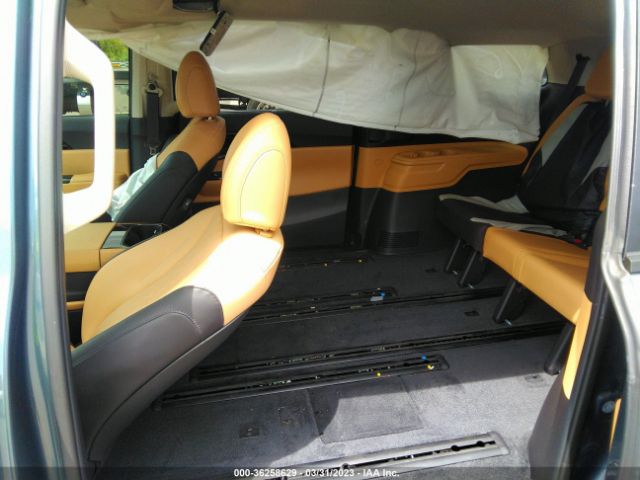 KNDNC5H33N6148625 KIA Carnival Ex
