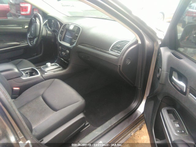 2C3CCAAGXKH694043 Chrysler 300 Touring