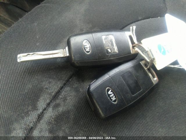 KNDJP3A52E7701309 KIA SOUL +