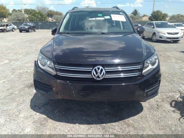 2017 VOLKSWAGEN TIGUAN VIN: WVGAV7AX4HK048431