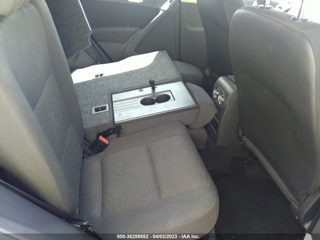 2017 VOLKSWAGEN TIGUAN VIN: WVGAV7AX4HK048431