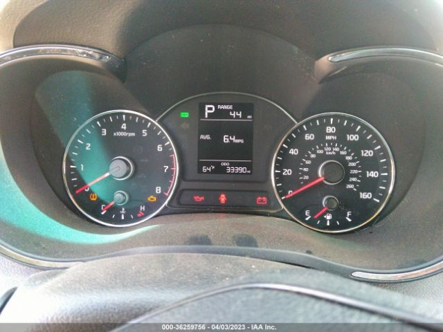 3KPFK4A72JE240666 KIA FORTE LX