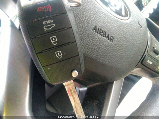KNADM4A35E6399558 KIA RIO LX