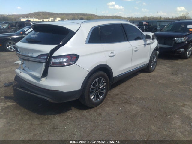 2021 Lincoln Nautilus, VIN: 2LMPJ8J99MBL01622