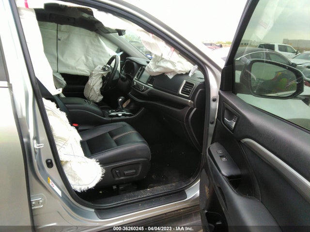 Toyota Highlander Xle/se 2017 5TDKZRFH3HS517950 Image 6