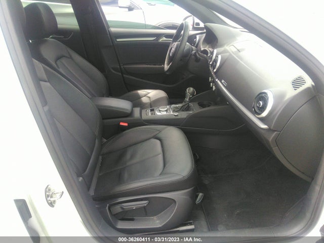 WAUAUGFFXKA097554 Audi A3 Sedan Premium/titanium Premium