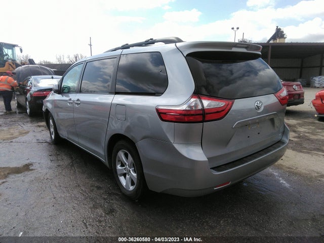2016 TOYOTA SIENNA LE 8 PASSENGER VIN: 5TDKK3DC6GS752480