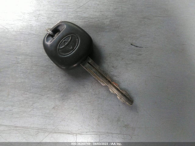 2005 TOYOTA TACOMA VIN: 5TEUU42N55Z112421