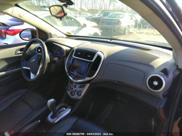 Chevrolet Sonic Premier 2020 1G1JF5SB4L4118203 Image 5