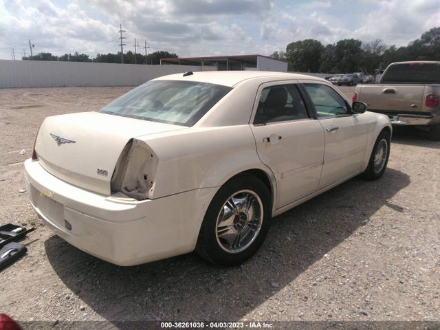 2006 CHRYSLER 300 VIN: 2C3KA43R26H143094