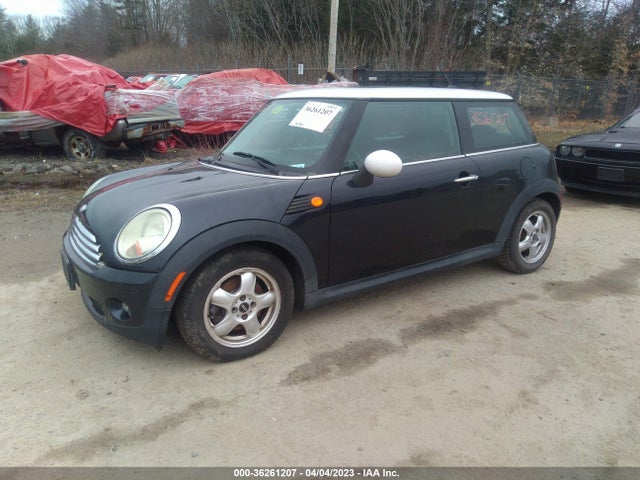 2007 MINI COOPER HARDTOP VIN: WMWMF33527TT50034