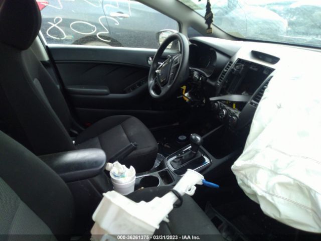 3KPFK4A77HE074171 KIA FORTE LX