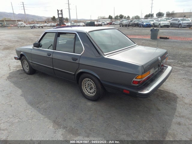 1988 BMW 528 E VIN: WBADK7301J9830903