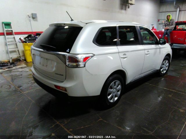 JA4AD2A32EZ012919 Mitsubishi Outlander Es
