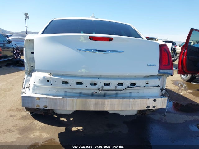2C3CCAAG9JH340805 Chrysler 300 Touring