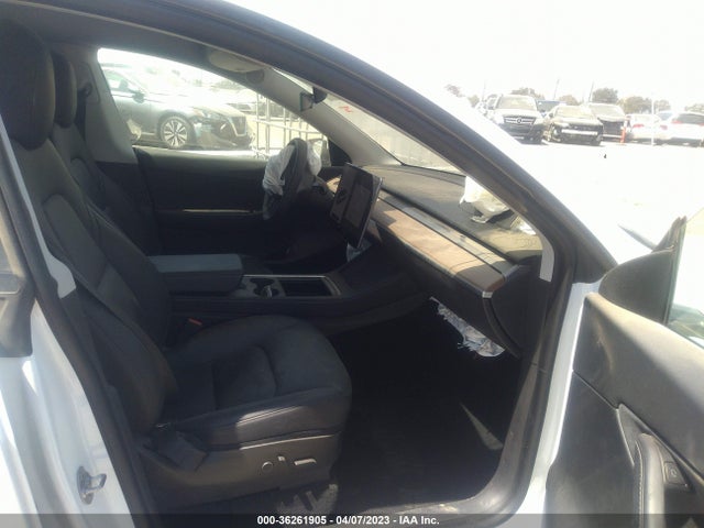 Tesla Model Y Standard Range 2021 5YJYGDEDXMF133471 Image 7