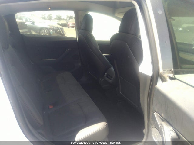 Tesla Model Y Standard Range 2021 5YJYGDEDXMF133471 Image 10
