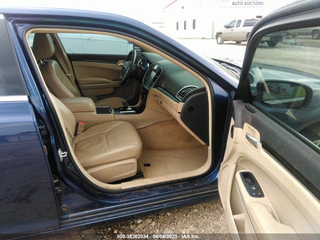 2C3CCAAG7EH181045 Chrysler 300