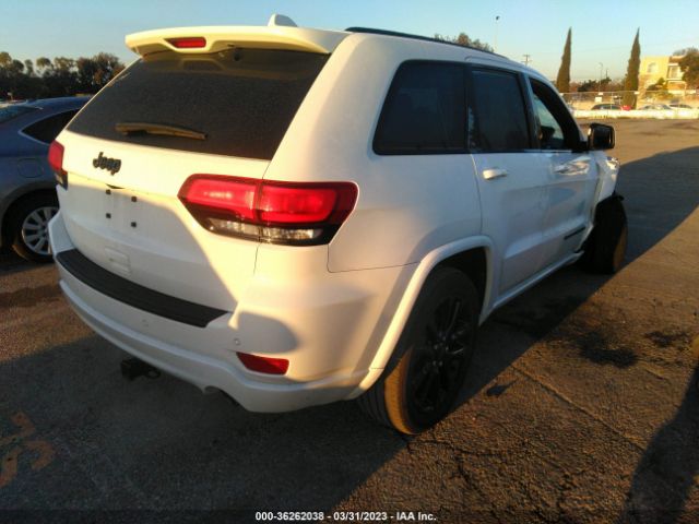 1C4RJEAGXJC392143 Jeep Grand Cherokee Altitude