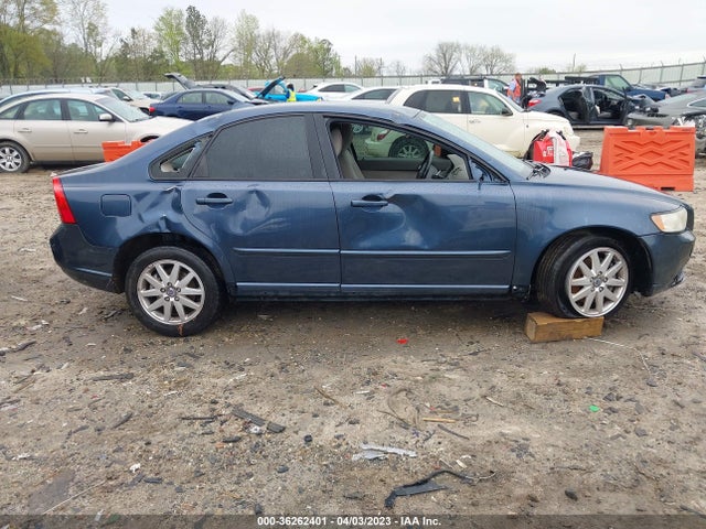 2008 VOLVO S40 2.4L VIN: YV1MS382882350926