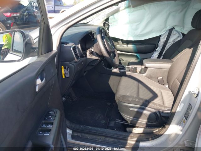 KNDPM3ACXK7594653 KIA Sportage Lx