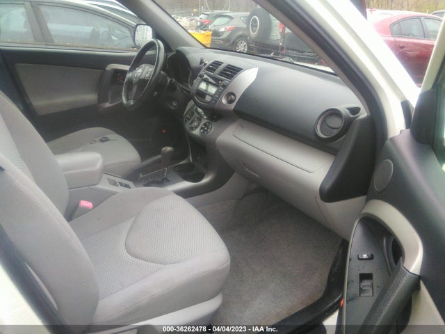 2007 TOYOTA RAV4 LIMITED VIN: JTMBK31V375031318