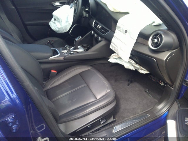 2022 Alfa Romeo Giulia, VIN: ZARFANBN8N7662510