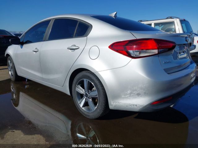 3KPFL4A74JE238995 KIA FORTE LX