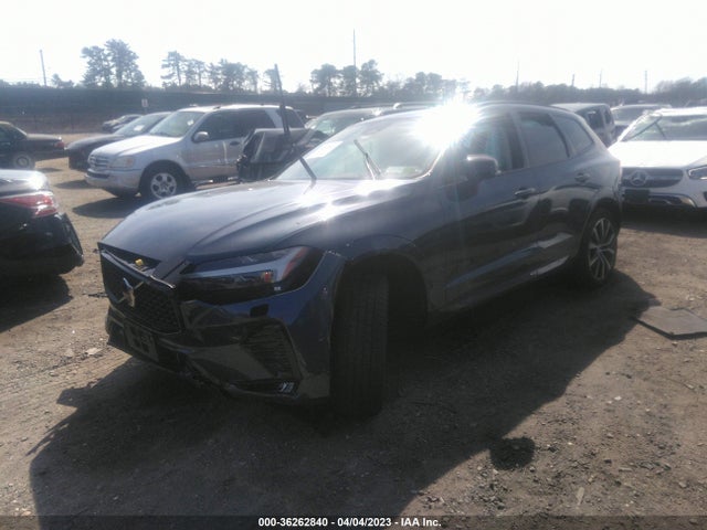 Volvo Xc60 Plus Dark Theme 2023 YV4L12RW0P1284356 Image 2
