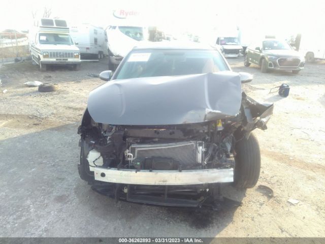 KNDCB3LC7J5110353 KIA NIRO LX