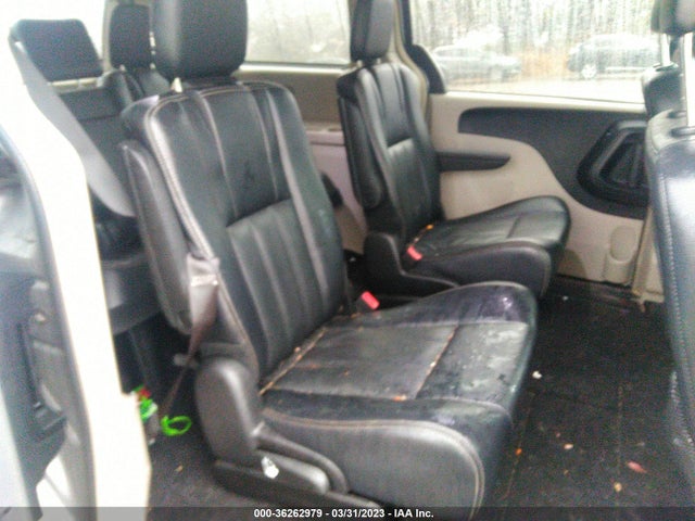 2C4RC1BG1FR637623 Chrysler Town & Country Touring
