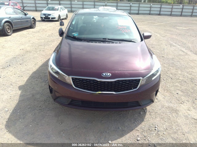Продажа на аукционе авто 2017 Kia Forte Lx, vin: 3KPFK4A79HE120499, номер лота: 36263182
