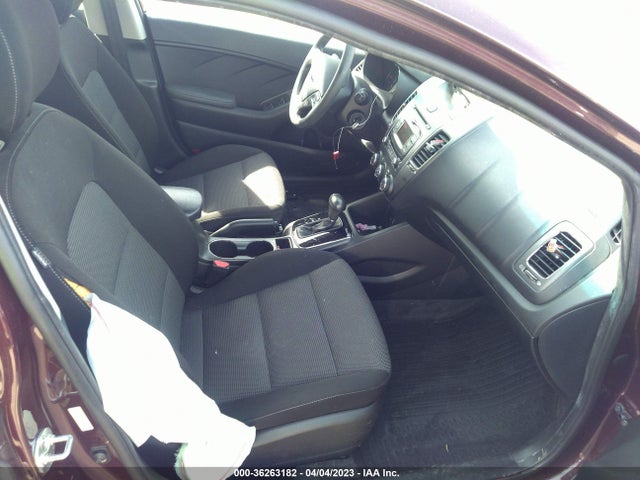 Продажа на аукционе авто 2017 Kia Forte Lx, vin: 3KPFK4A79HE120499, номер лота: 36263182