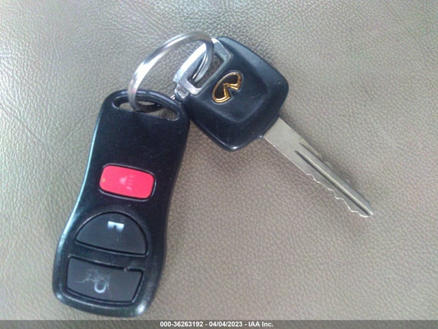 2002 INFINITI QX4 LUXURY VIN: JNRDR09Y42W255153
