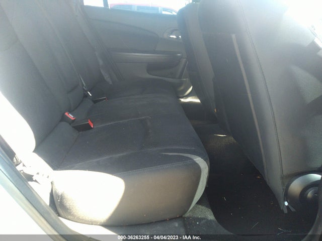 1C3CCBAB7EN125222 Chrysler 200 LX