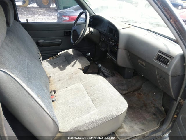 1989 TOYOTA PICKUP 1/2 TON SHT WHEELBASE DLX VIN: JT4RN01P2K0003599