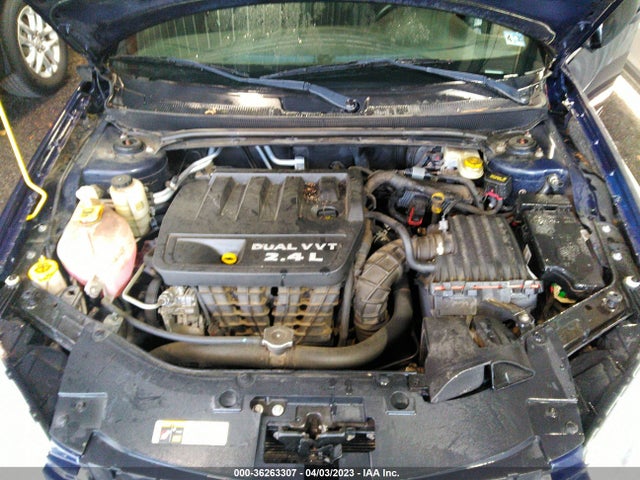 1C3CCBAB2EN208024 Chrysler 200 LX