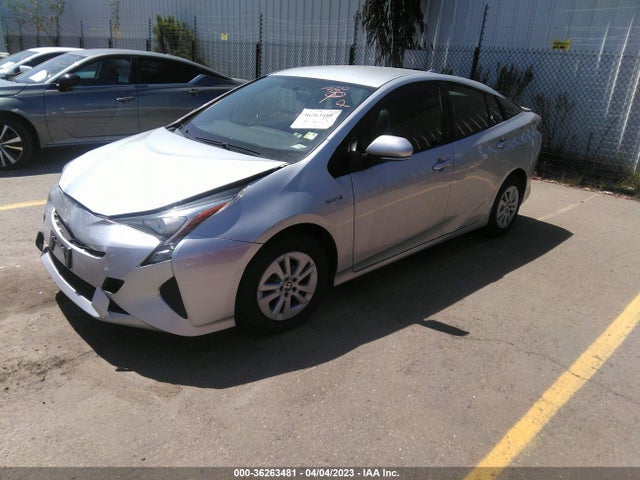 Toyota Prius Two 2016 JTDKBRFU7G3004878 Image 2