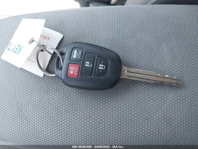Toyota Corolla L/le/s/s Plus/le Plus 2015 5YFBURHE7FP209641 Image 3