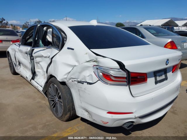 WBAJA9C55KB392510 BMW 5 Series 530e Iperformance