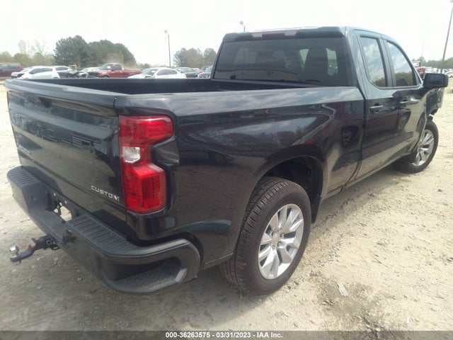 Chevrolet Silverado 1500 Custom 2022 1GCRABEK7NZ625783 Image 4