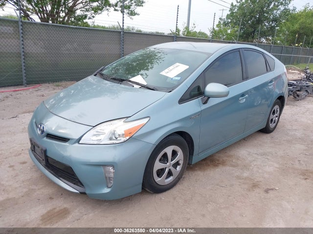 Toyota Prius Four 2015 JTDKN3DU4F1890854 Image 2