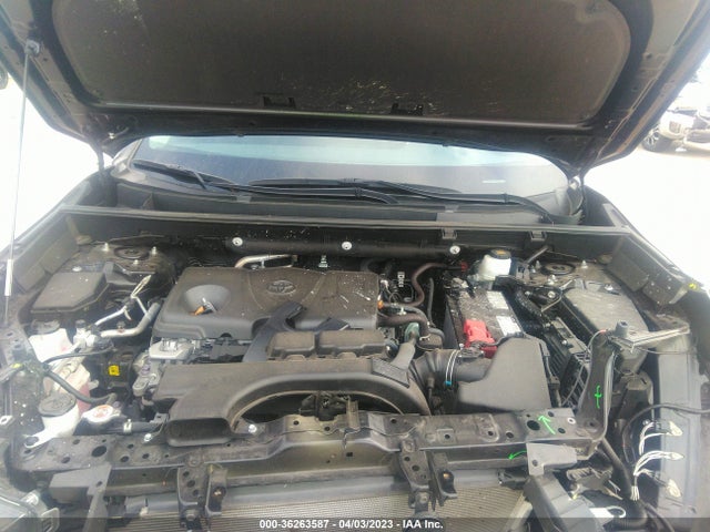 2021 TOYOTA RAV4 XLE VIN: 2T3W1RFV4MC148539