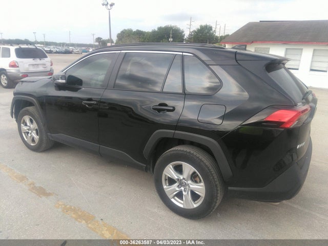 2021 TOYOTA RAV4 XLE VIN: 2T3W1RFV4MC148539