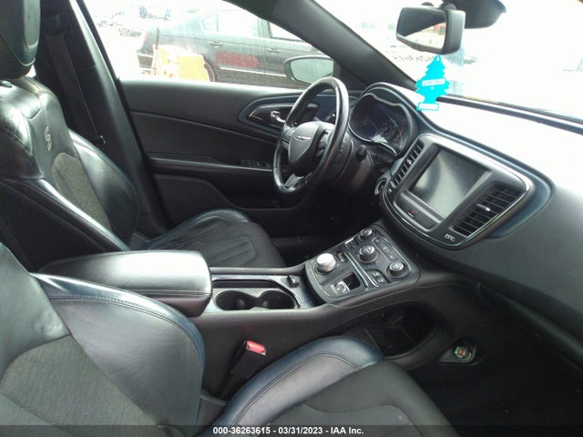 1C3CCCBG8FN516722 Chrysler 200 S