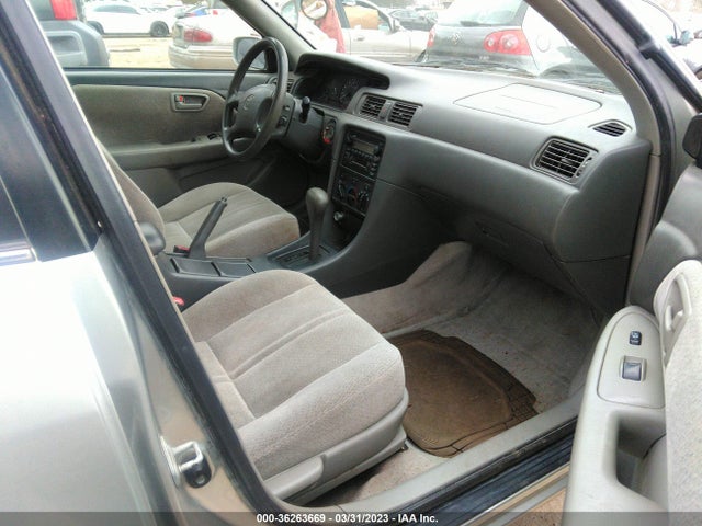 2001 TOYOTA CAMRY CE/LE/XLE VIN: JT2BG22K710559179
