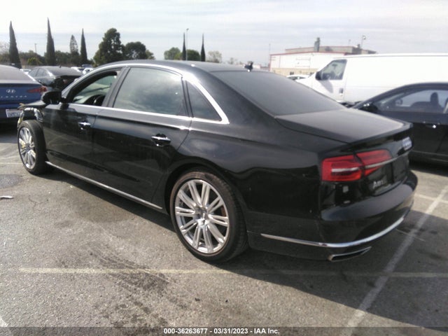 2016 AUDI A8 L WAU3RAFDXGN003615 Photo 2